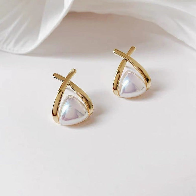 Rhombus Pearl Earrings