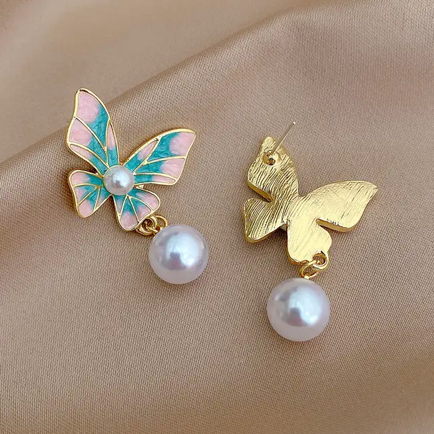 Gradient Butterfly Pearl Drop Earring