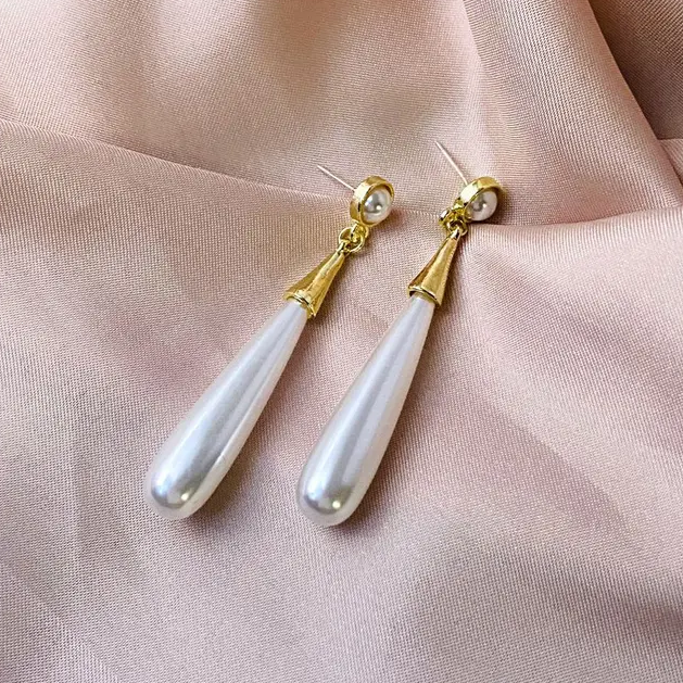 Retro Long Pearl Drop Earrings