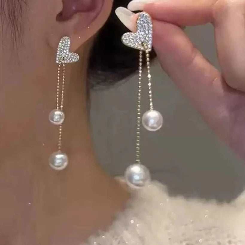 Heart Hanging Pearl Earring