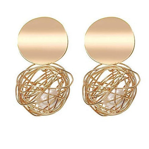 Golden Globe Pearl Spiral Earring