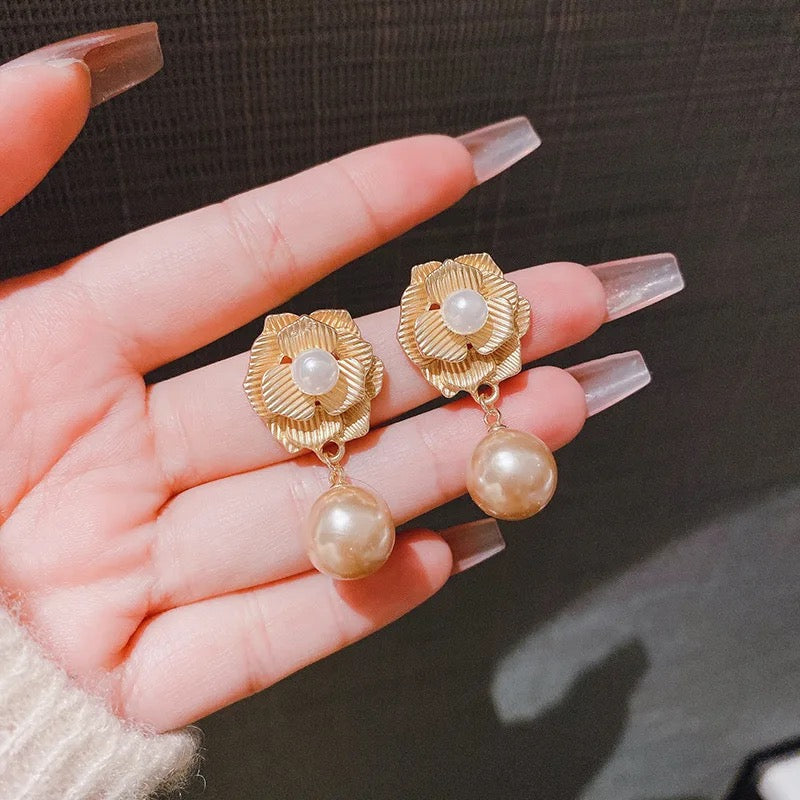 Pearl Flower Earrings