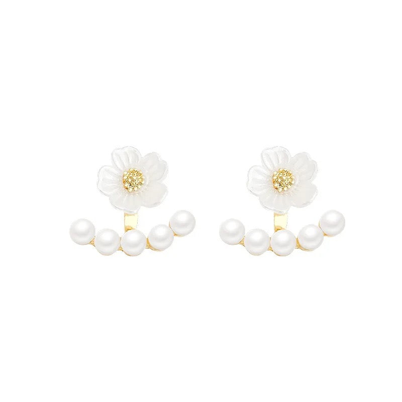 Pearl Arch Flower Earrings