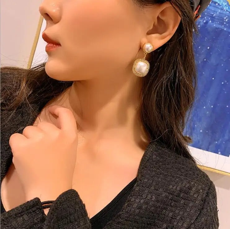 Big Pearl Earrings