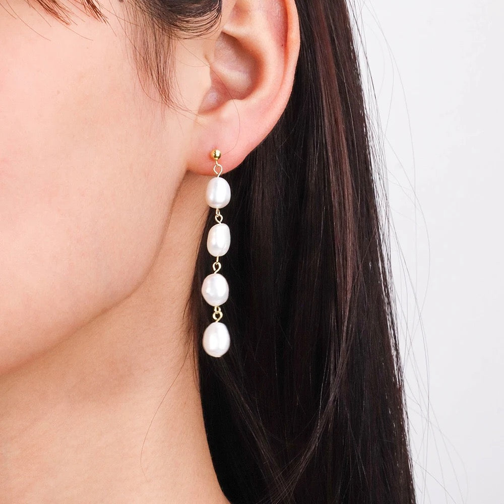 Pearl Hanging Earrings