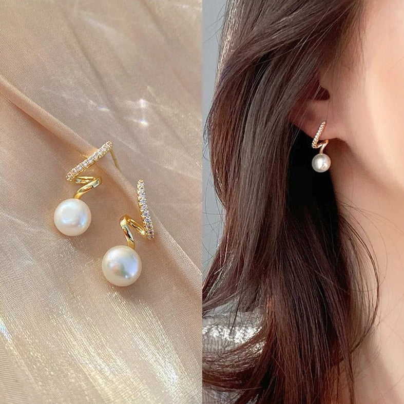 Zig Zag Pearl Earring