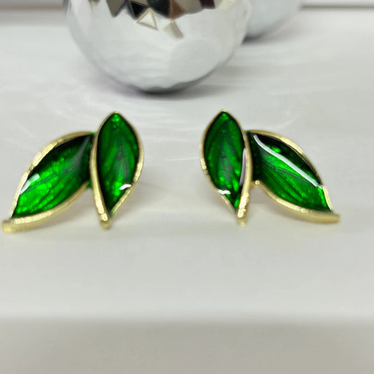 Green Double Leaf Stud